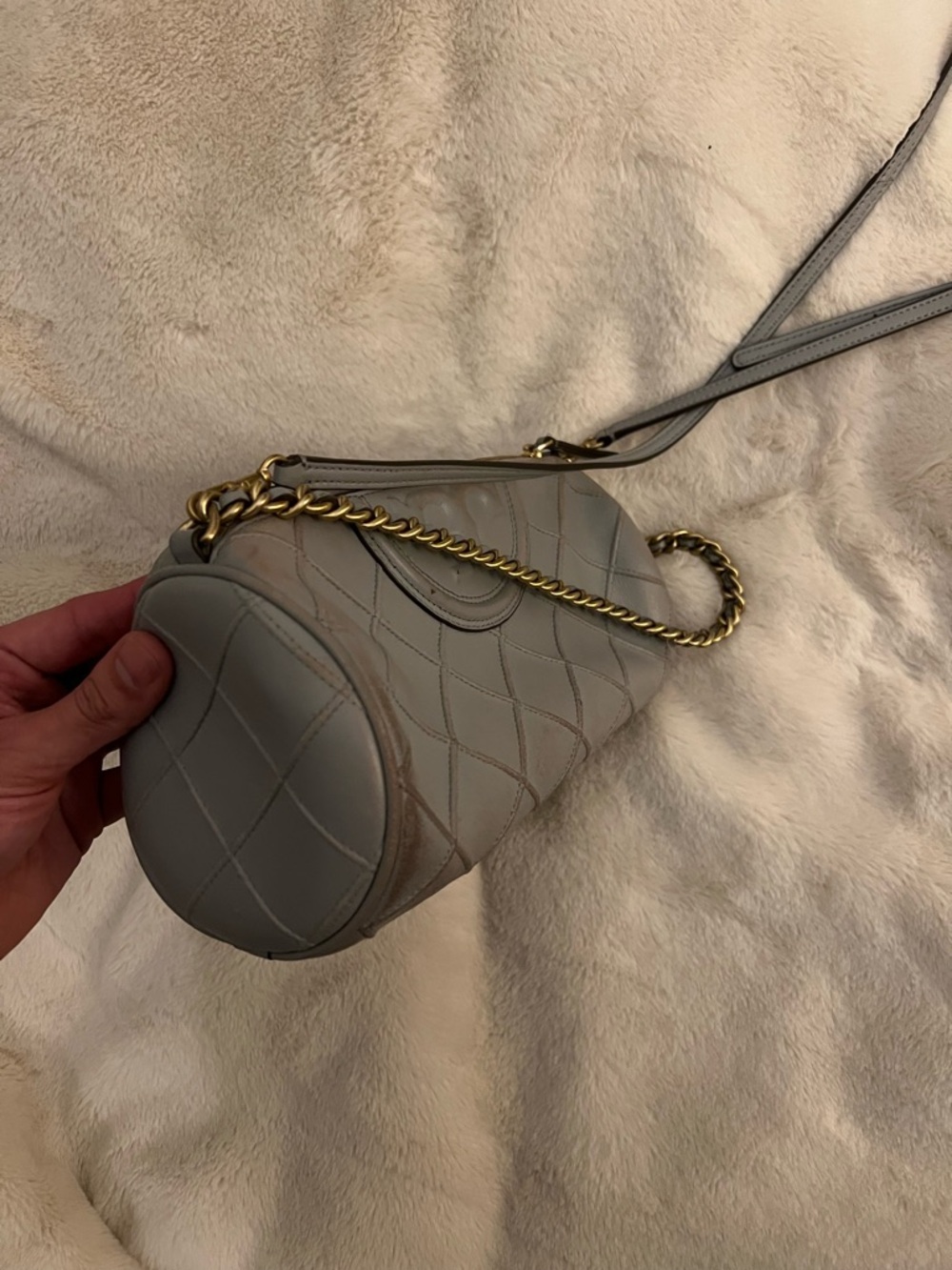 Tory Burch Quilted Gray Chain Shoulder Bag with Gold Hardware - Picture 11 of 16